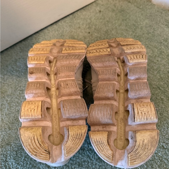 On Running CloudSwifts - Picture 4 of 6